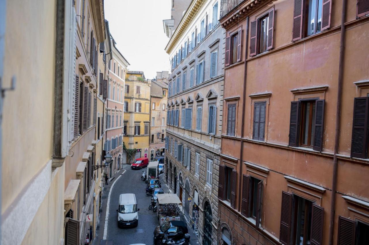 Artsy And Elegant Apartment Near Pantheon Rome Exterior photo