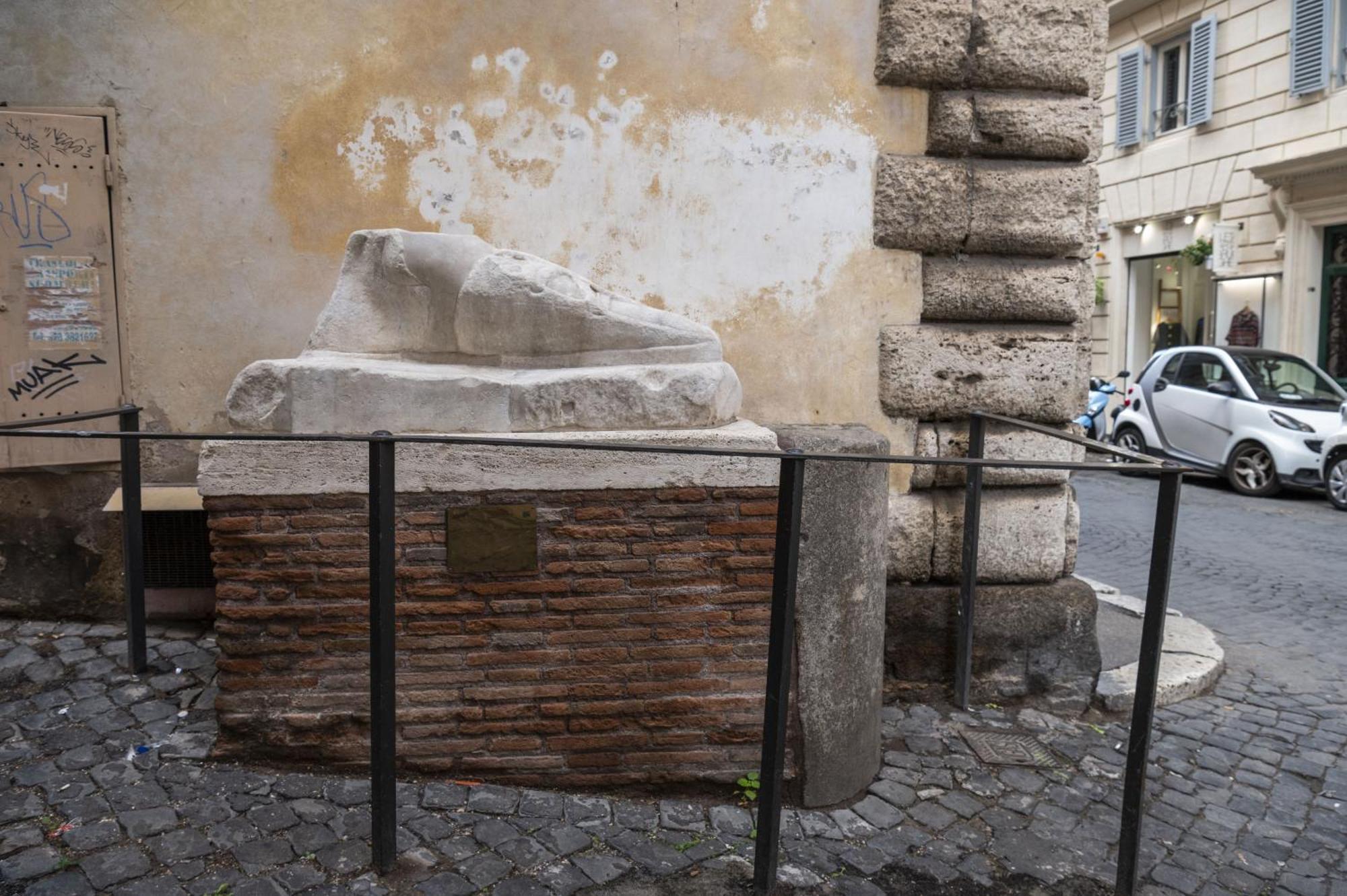 Artsy And Elegant Apartment Near Pantheon Rome Exterior photo